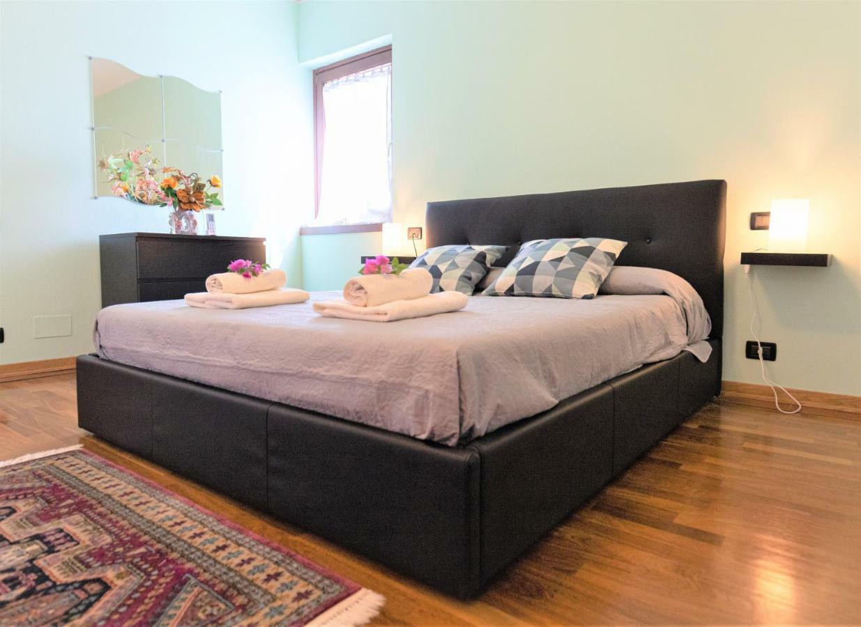 B&B Villa Apuana Марина-ди-Каррара Экстерьер фото