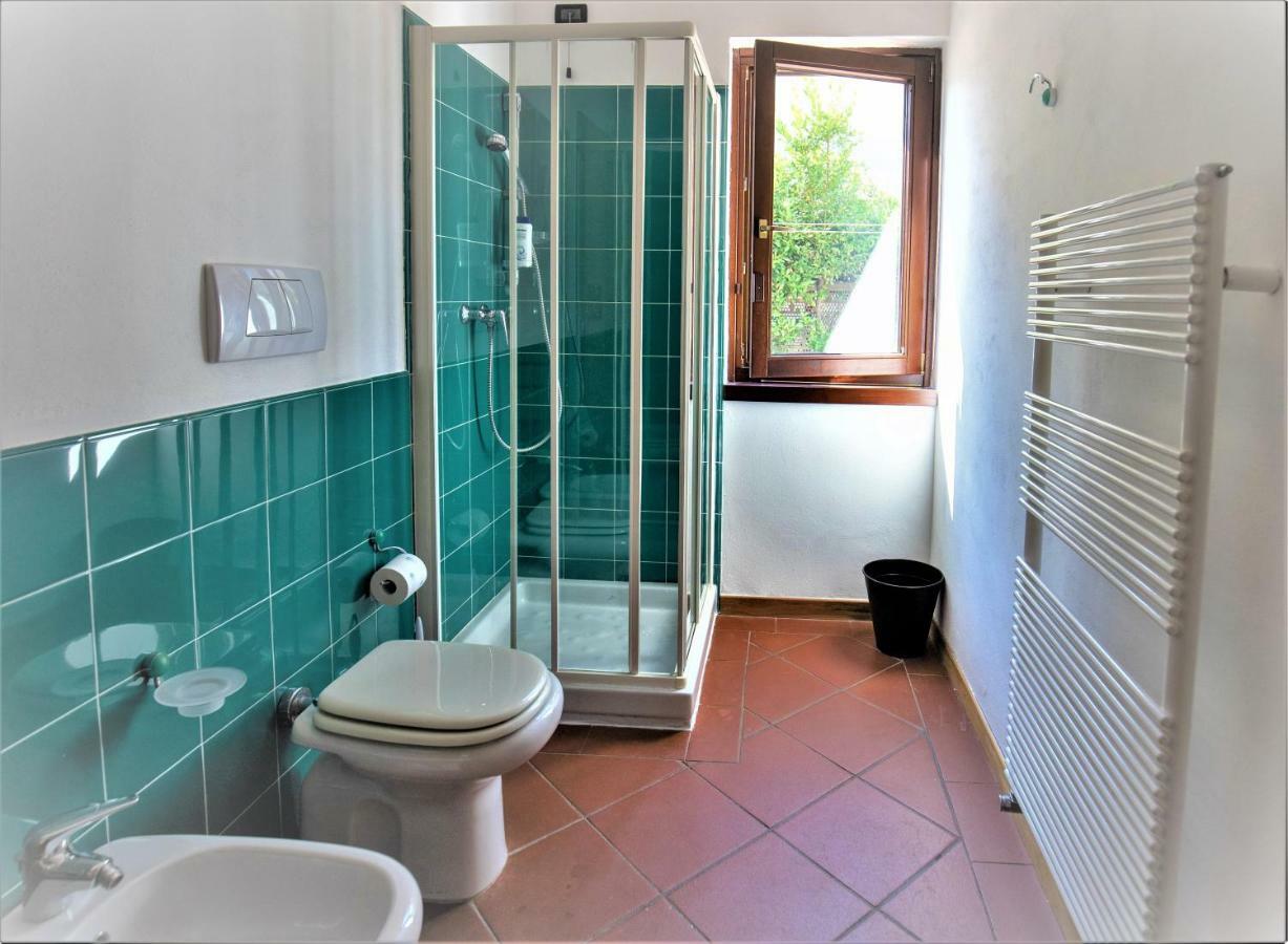 B&B Villa Apuana Марина-ди-Каррара Экстерьер фото
